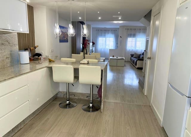 4 quarto Moradia para venda em Los Alcázares - 235 000 € (Ref: 9888134)