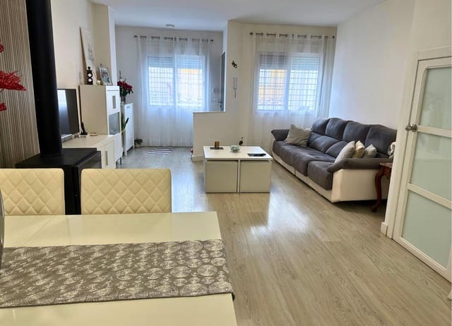 4 quarto Moradia para venda em Los Alcázares - 235 000 € (Ref: 9888134)
