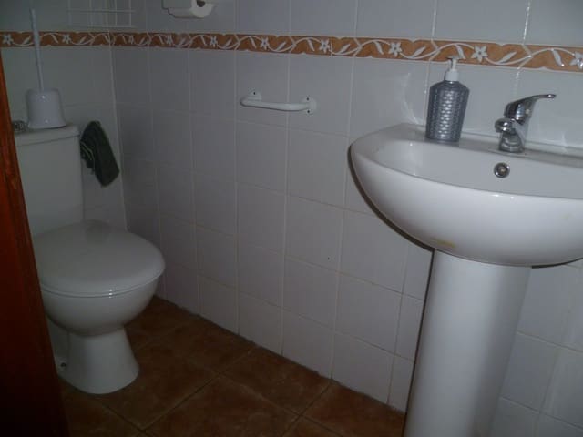 3 bedroom Townhouse for sale in Jimena de la Frontera - € 125,000 (Ref: 5987133)