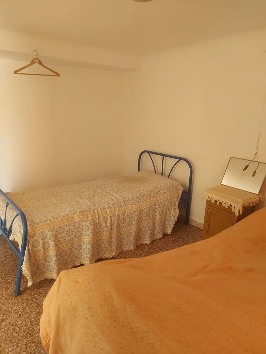 4 soveværelse Byhus til salg i Jimena de la Frontera - € 79.950 (Ref: 7067715)