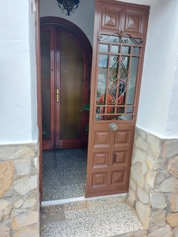 5 slaapkamer Halfvrijstaande villa te koop in Jimena de la Frontera met garage - € 190.000 (Ref: 7087264)