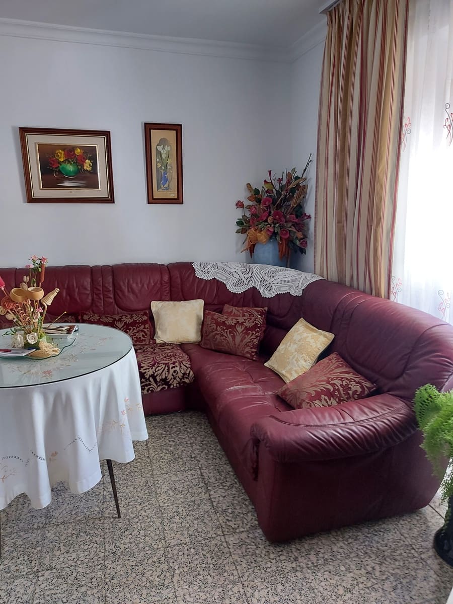 5 soveværelse Semi-Rækkehus til salg i Jimena de la Frontera med garage - € 190.000 (Ref: 7087264)