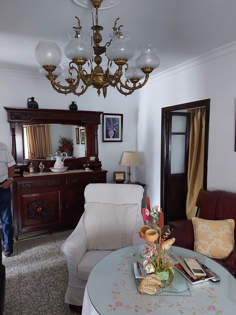 5 soveværelse Semi-Rækkehus til salg i Jimena de la Frontera med garage - € 190.000 (Ref: 7087264)