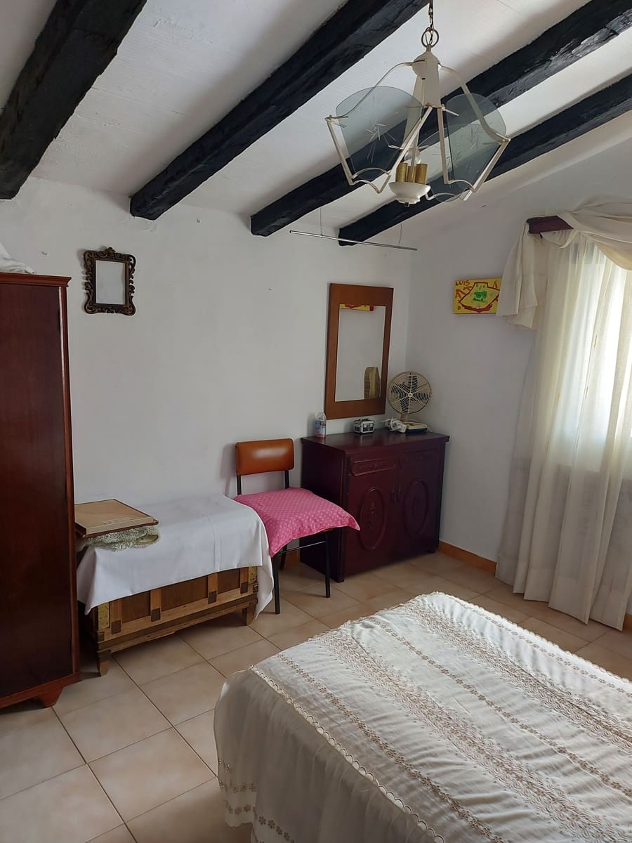 5 soveværelse Semi-Rækkehus til salg i Jimena de la Frontera med garage - € 190.000 (Ref: 7087264)