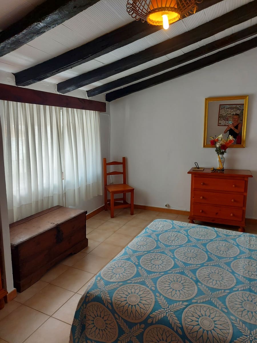 5 soveværelse Semi-Rækkehus til salg i Jimena de la Frontera med garage - € 190.000 (Ref: 7087264)