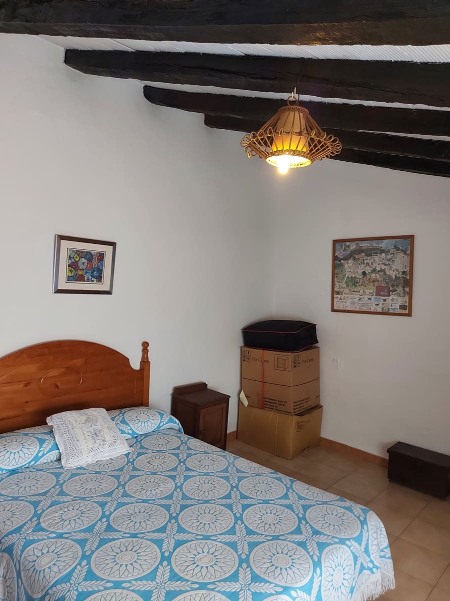 5 soveværelse Semi-Rækkehus til salg i Jimena de la Frontera med garage - € 190.000 (Ref: 7087264)