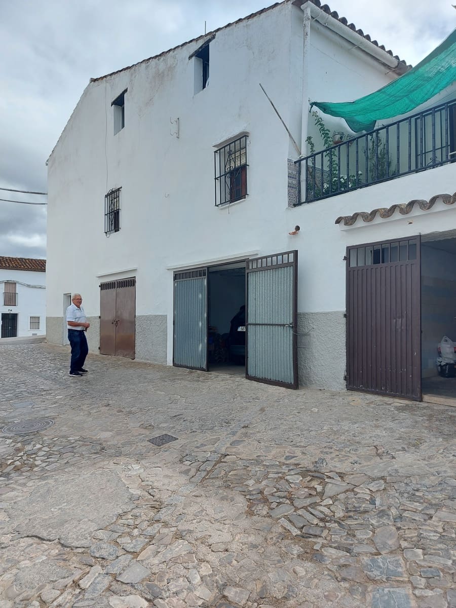 5 soveværelse Semi-Rækkehus til salg i Jimena de la Frontera med garage - € 190.000 (Ref: 7087264)