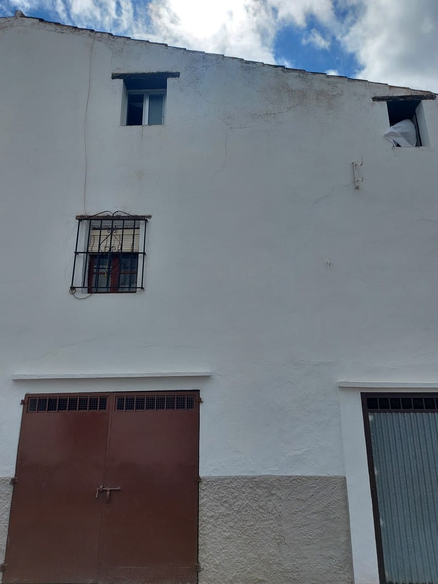 5 soveværelse Semi-Rækkehus til salg i Jimena de la Frontera med garage - € 190.000 (Ref: 7087264)