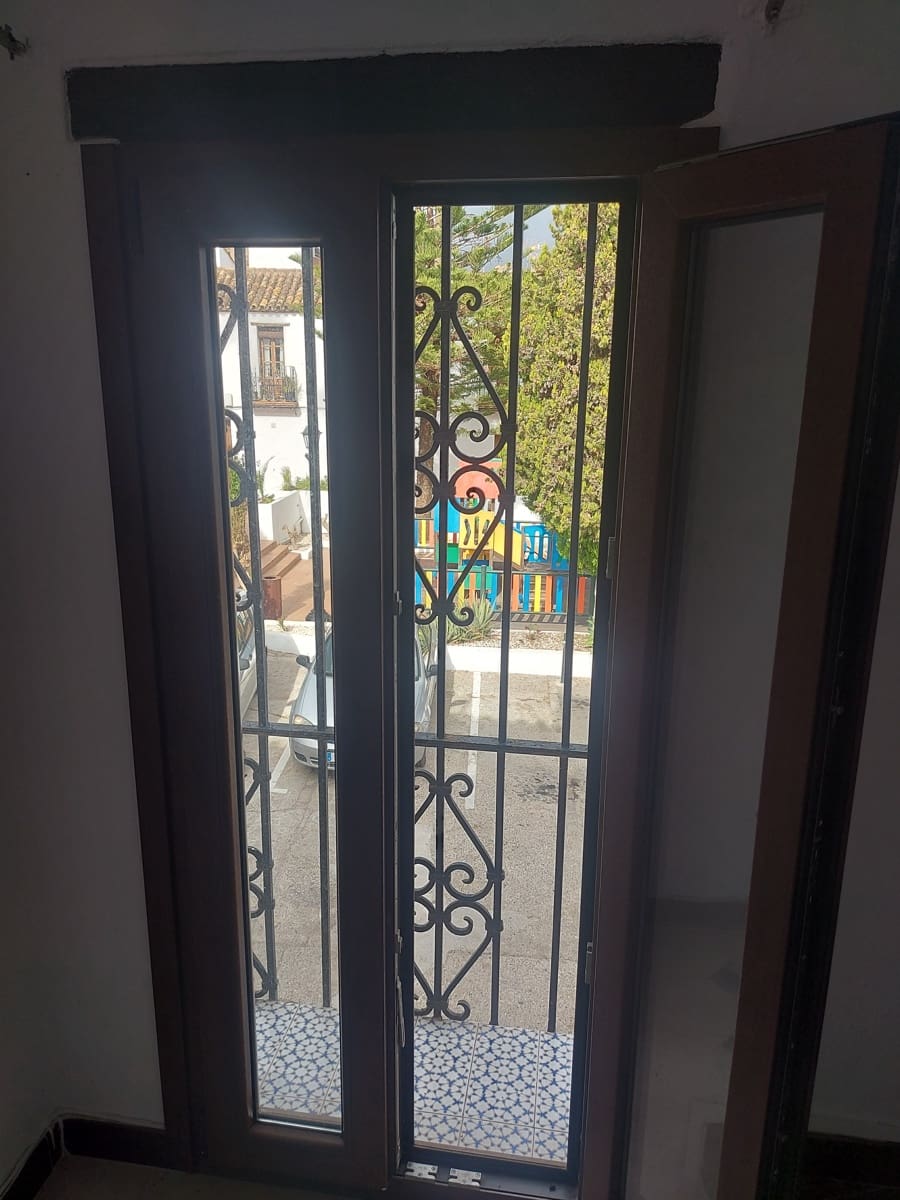 2 soveværelse Rækkehus til salg i Jimena de la Frontera - € 125.000 (Ref: 7891583)