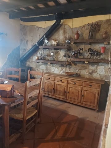 3 slaapkamer Rijtjeshuis te koop in Jimena de la Frontera - € 149.000 (Ref: 8008044)