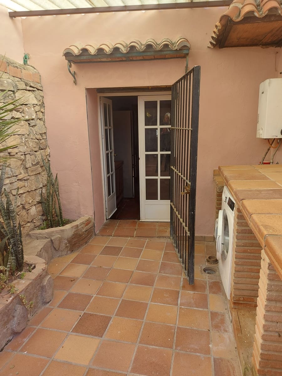 3 slaapkamer Rijtjeshuis te koop in Jimena de la Frontera - € 149.000 (Ref: 8008044)