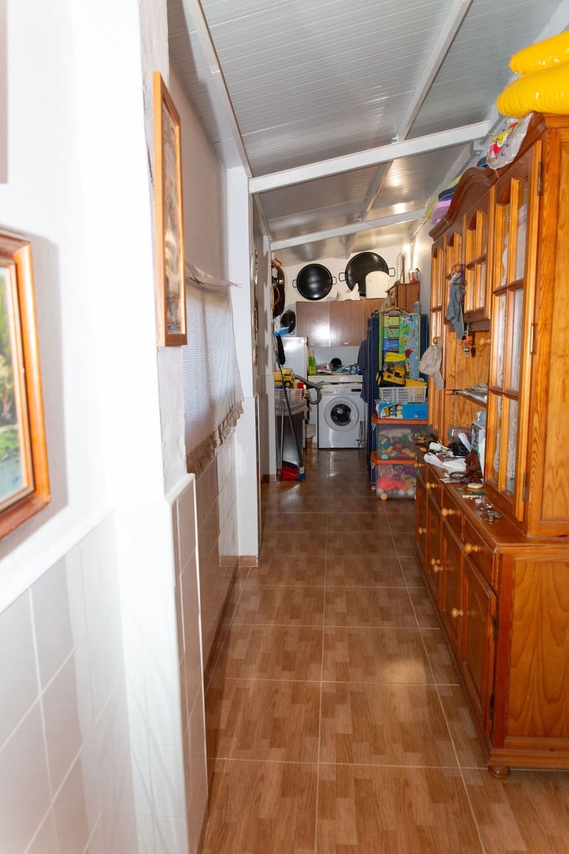 4 soveværelse Finca/Landehus til salg i San Pablo de Buceite med swimmingpool garage - € 430.000 (Ref: 8132599)