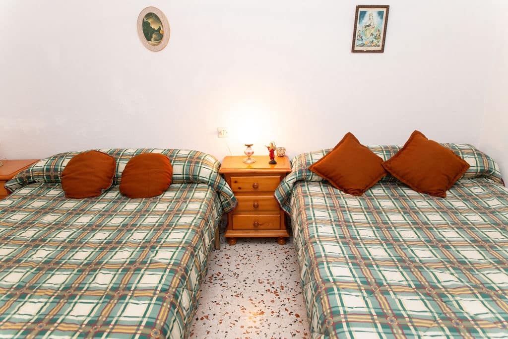 4 soveværelse Finca/Landehus til salg i San Pablo de Buceite med swimmingpool garage - € 430.000 (Ref: 8132599)