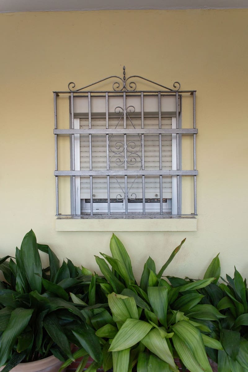 4 soveværelse Finca/Landehus til salg i San Pablo de Buceite med swimmingpool garage - € 430.000 (Ref: 8132599)