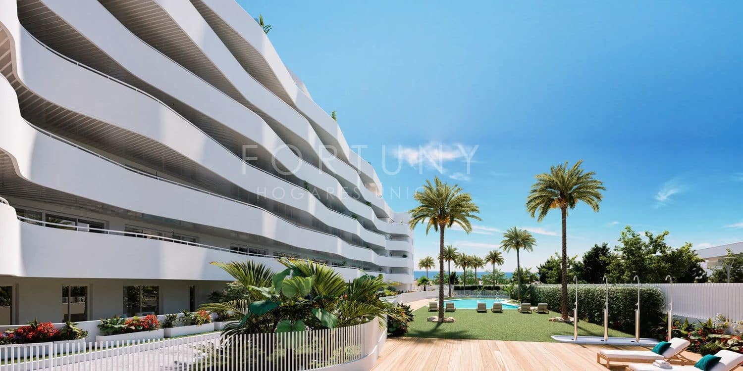 3 soveværelse Lejlighed til salg i Torre del Mar med swimmingpool garage - € 451.000 (Ref: 9707788)