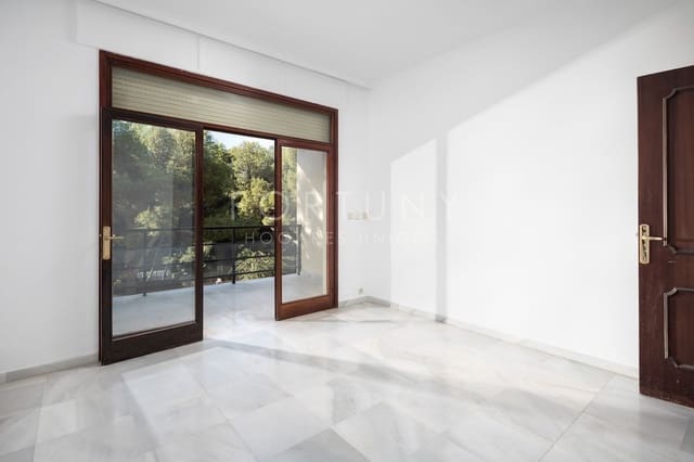4 soverom Leilighet til salgs i Parque Clavero, Málaga by med garasje - € 875 000 (Ref: 9709490)
