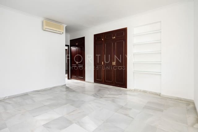 4 soverom Leilighet til salgs i Parque Clavero, Málaga by med garasje - € 875 000 (Ref: 9709490)