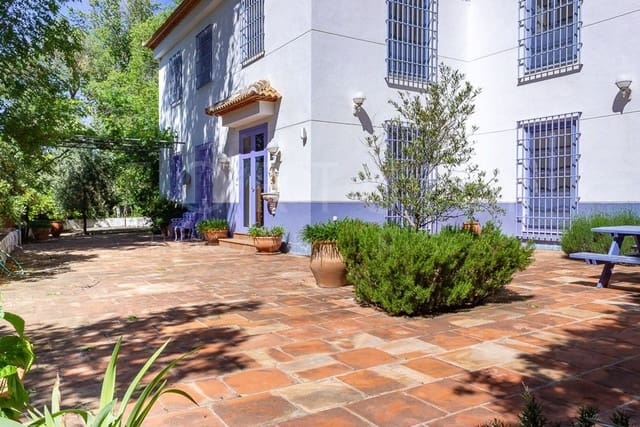 7 chambre Finca/Maison de Campagne à vendre à Archidona avec piscine garage - 750 000 € (Ref: 9709496)