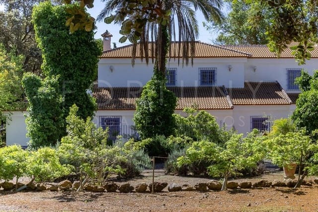 7 chambre Finca/Maison de Campagne à vendre à Archidona avec piscine garage - 750 000 € (Ref: 9709496)