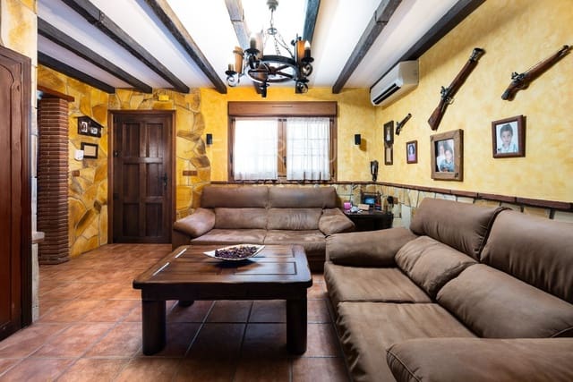 3 makuuhuone Omakotitalo myytävänä paikassa La Mosca, Málaga kaupunki mukana 
autotalli - 350 000 € (Ref: 9709498)