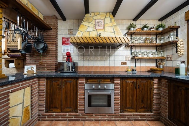 3 makuuhuone Omakotitalo myytävänä paikassa La Mosca, Málaga kaupunki mukana 
autotalli - 350 000 € (Ref: 9709498)