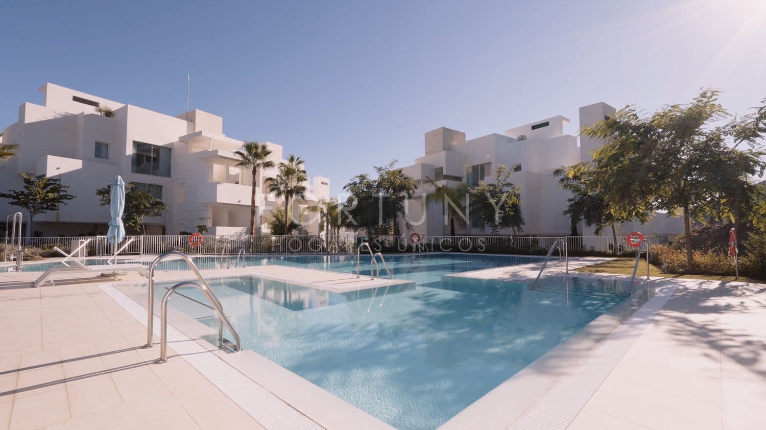 3 quarto Apartamento para venda em Ojen com piscina garagem - 2 698 000 € (Ref: 9709501)