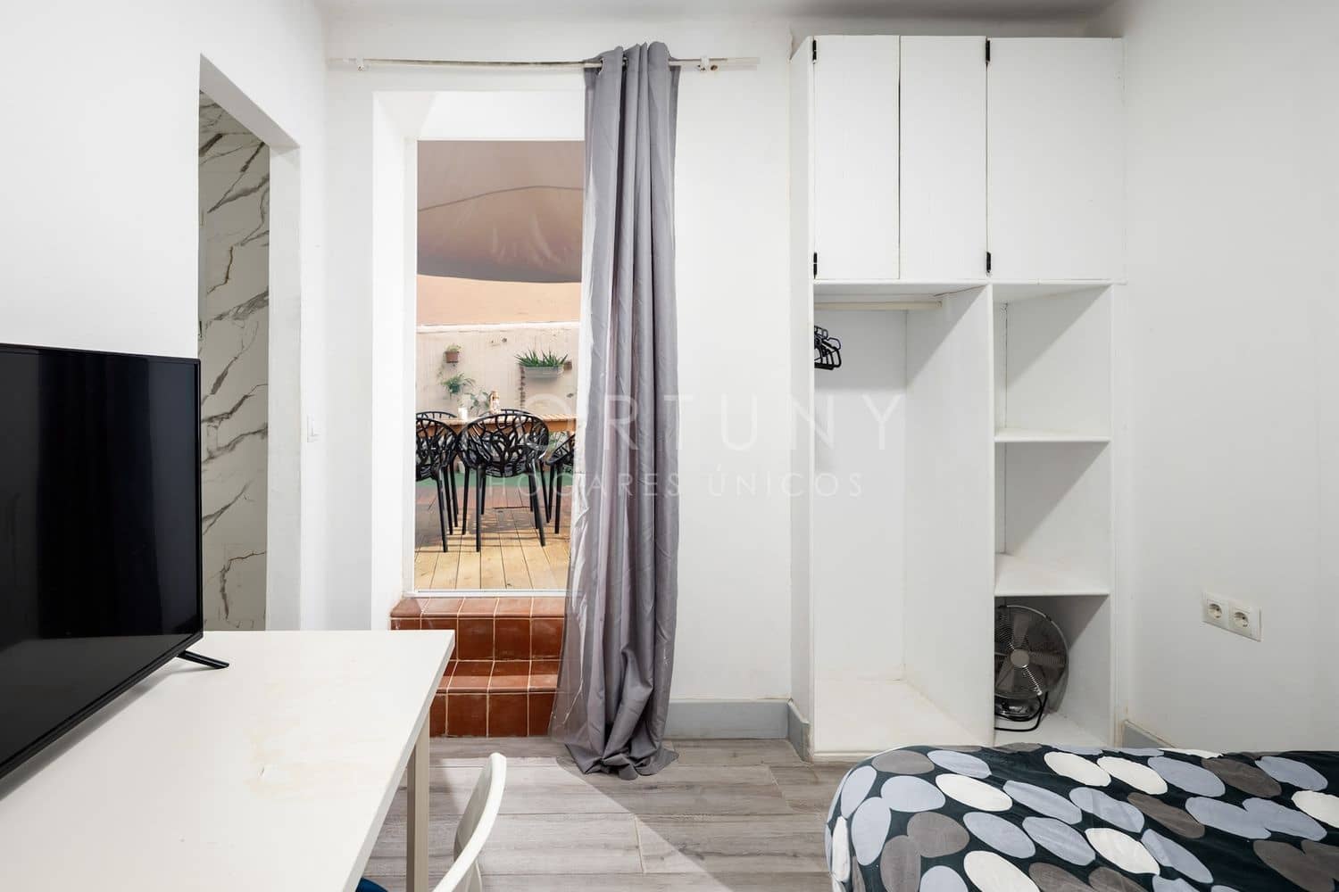 4 bedroom Apartment for sale in Malaga city with garage - € 455,000 (Ref: 9709503)