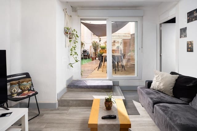 4 bedroom Apartment for sale in La Trinidad, Málaga city with garage - € 455,000 (Ref: 9709503)