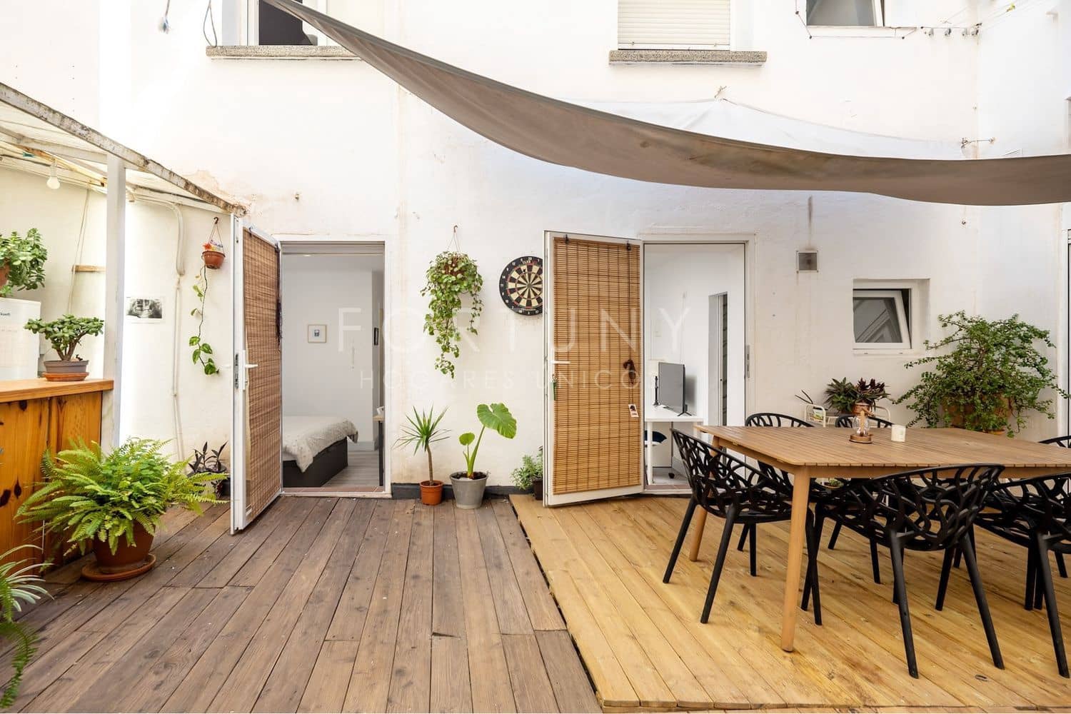 4 bedroom Apartment for sale in Malaga city with garage - € 455,000 (Ref: 9709503)