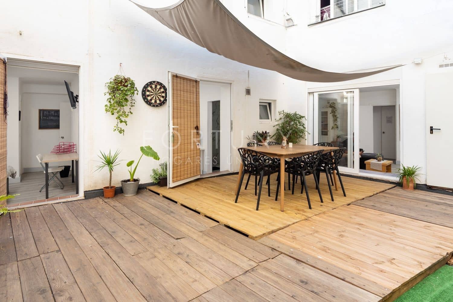 4 bedroom Apartment for sale in Malaga city with garage - € 455,000 (Ref: 9709503)