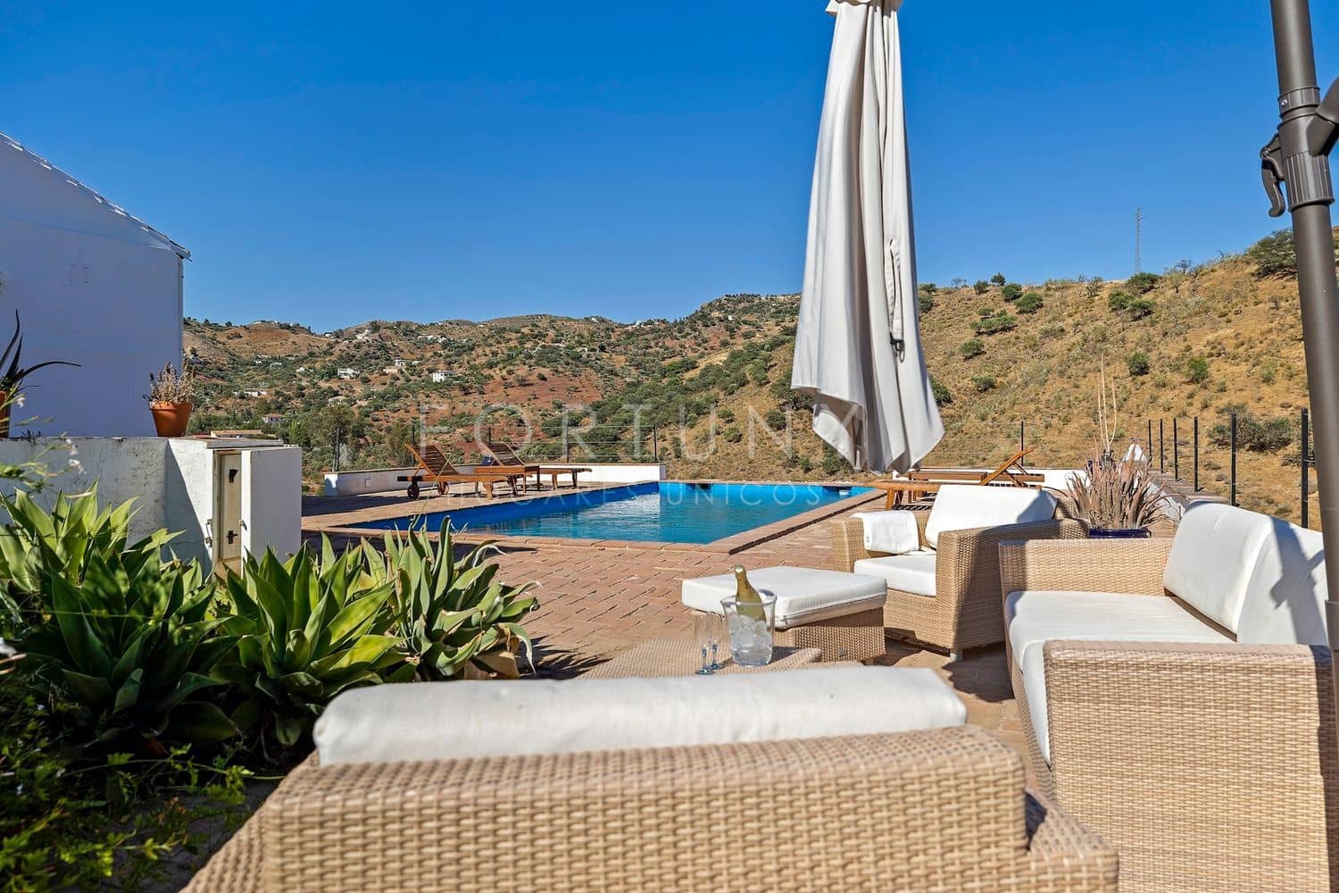 5 camera da letto Finca/Casa di Campagna in vendita in Almogia con piscina garage - 445.000 € (Rif: 9709507)