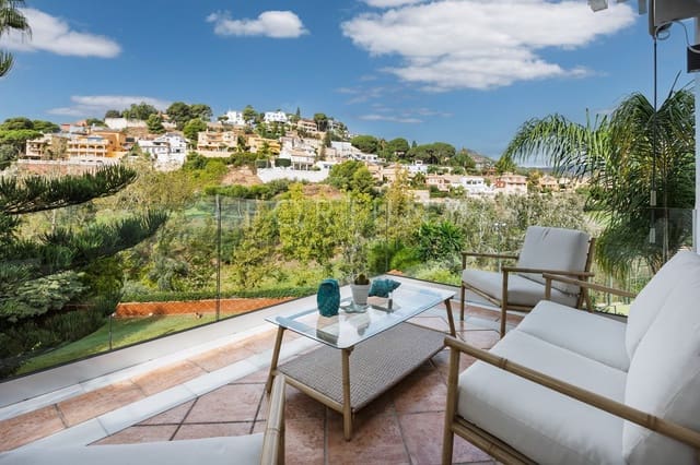 4 Zimmer Villa zu verkaufen in El Candado, Málaga Stadt mit Pool Garage - 1.650.000 € (Ref: 9709508)