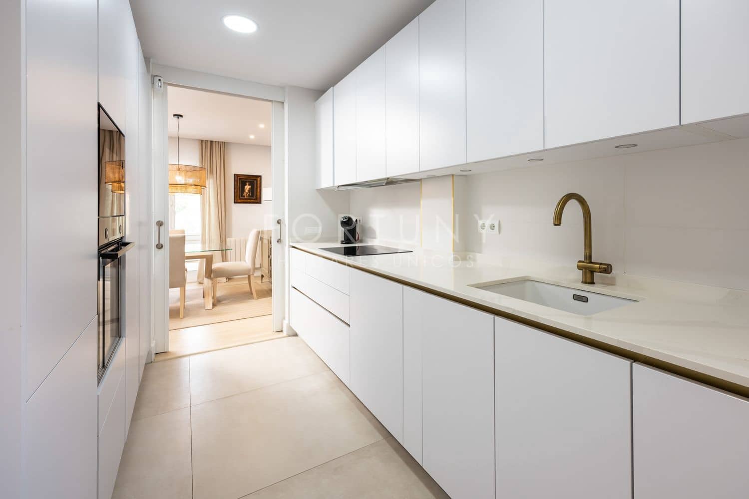 4 Zimmer Villa zu verkaufen in Malaga Stadt mit Pool Garage - 1.650.000 € (Ref: 9709508)