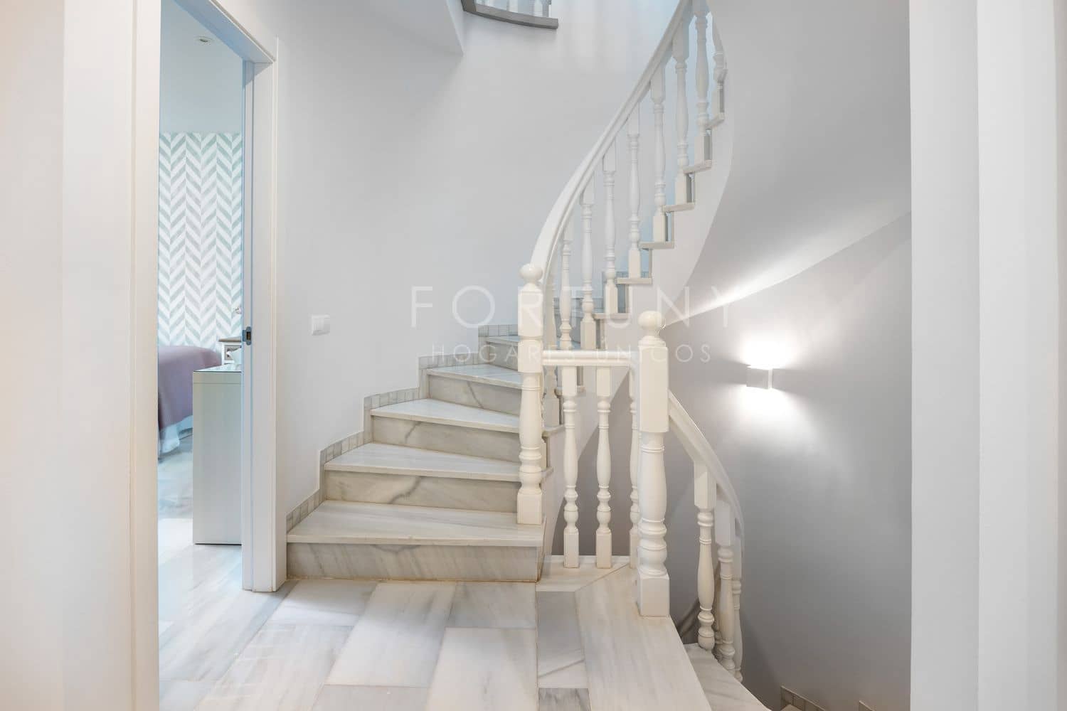 4 Zimmer Villa zu verkaufen in Malaga Stadt mit Pool Garage - 1.650.000 € (Ref: 9709508)