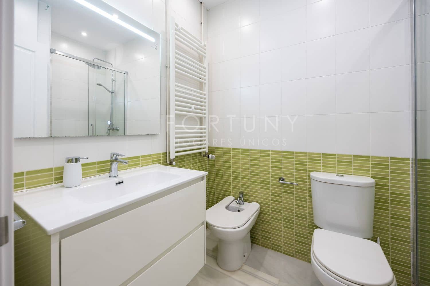 4 Zimmer Villa zu verkaufen in Malaga Stadt mit Pool Garage - 1.650.000 € (Ref: 9709508)