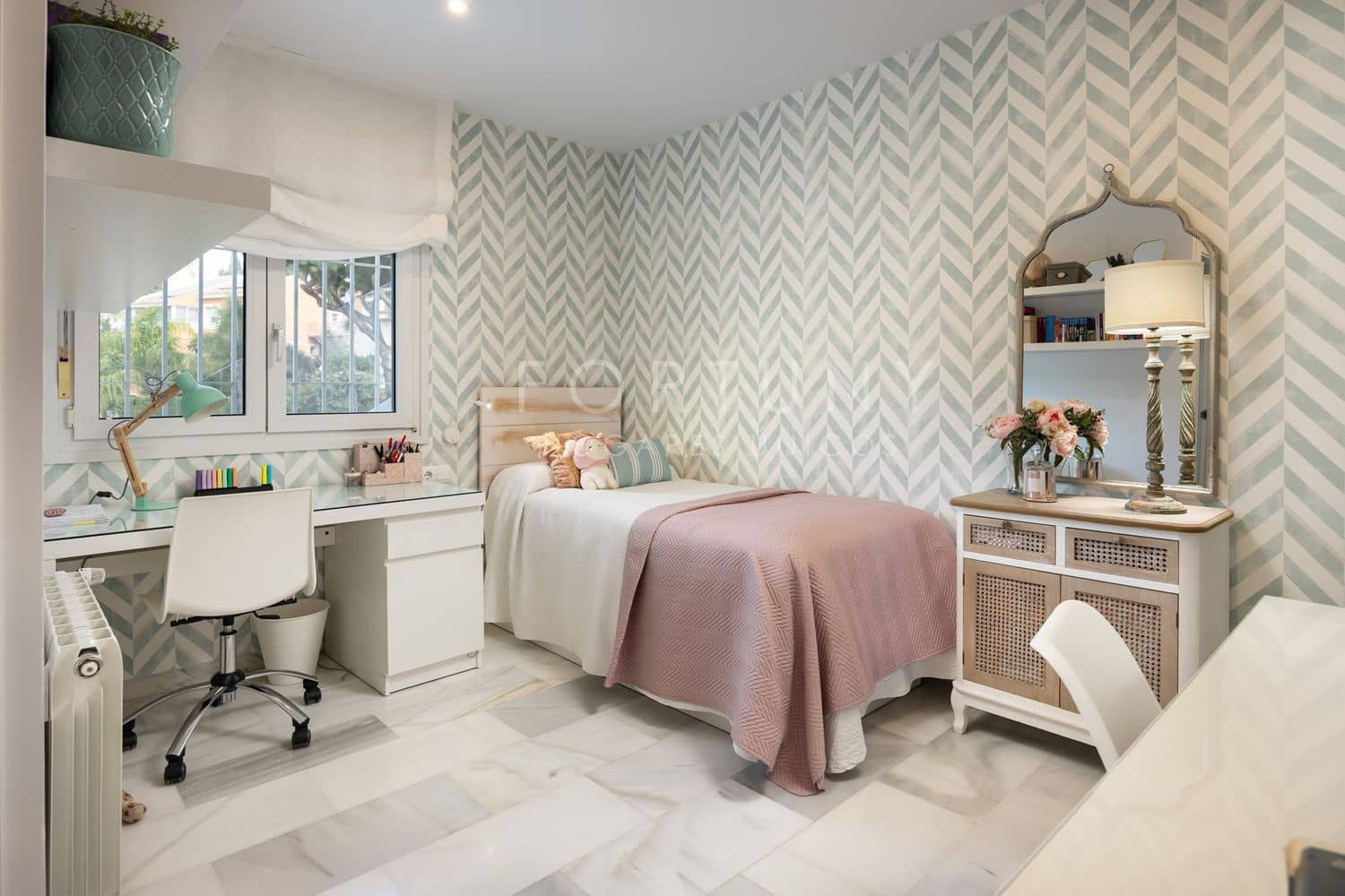 4 Zimmer Villa zu verkaufen in Malaga Stadt mit Pool Garage - 1.650.000 € (Ref: 9709508)