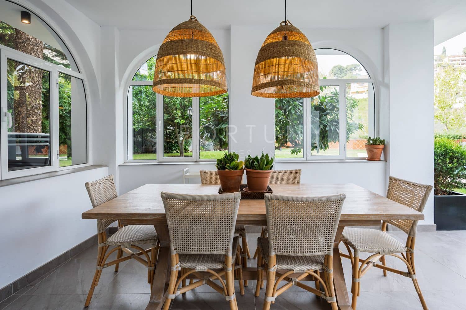 4 Zimmer Villa zu verkaufen in Malaga Stadt mit Pool Garage - 1.650.000 € (Ref: 9709508)