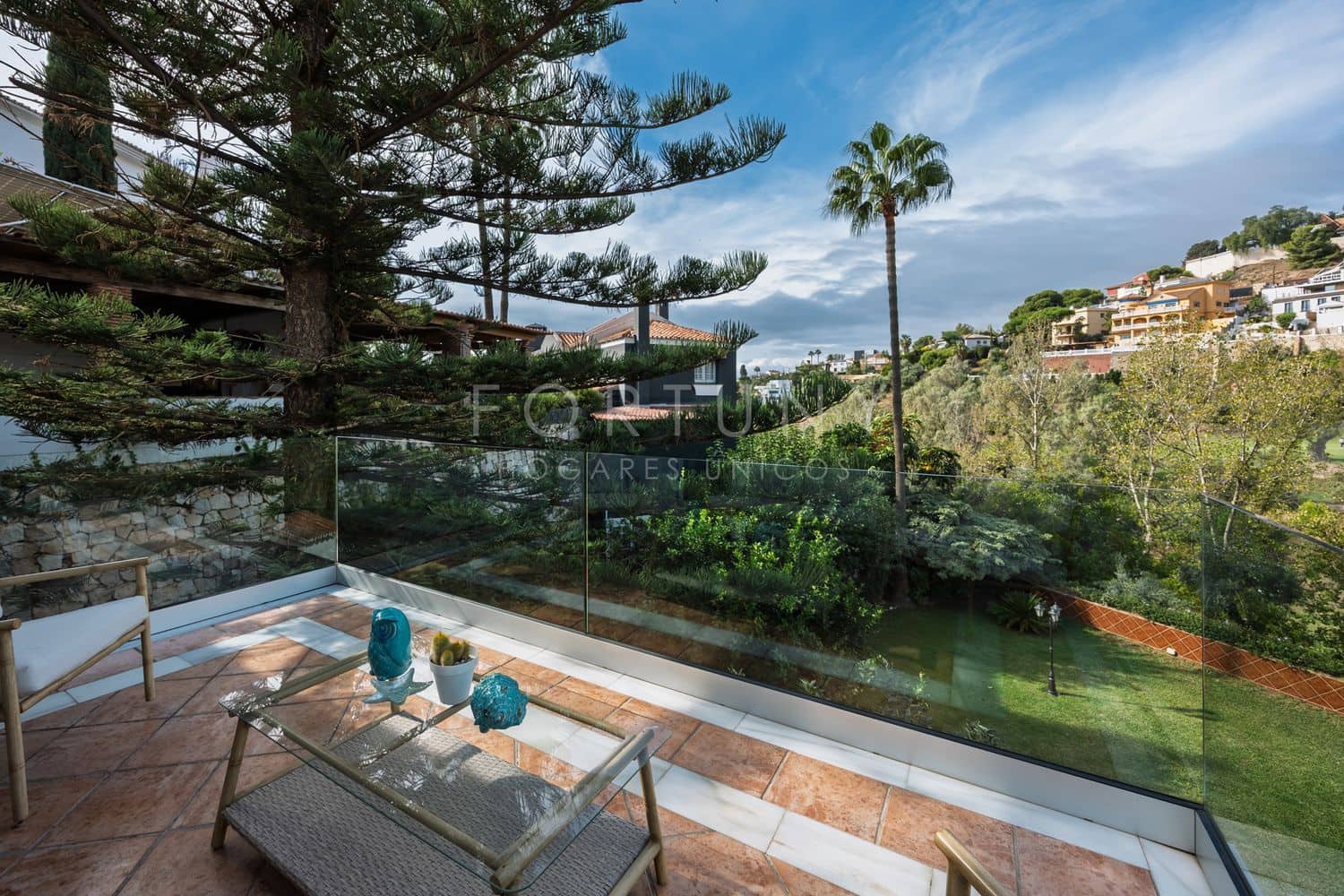 4 Zimmer Villa zu verkaufen in Malaga Stadt mit Pool Garage - 1.650.000 € (Ref: 9709508)