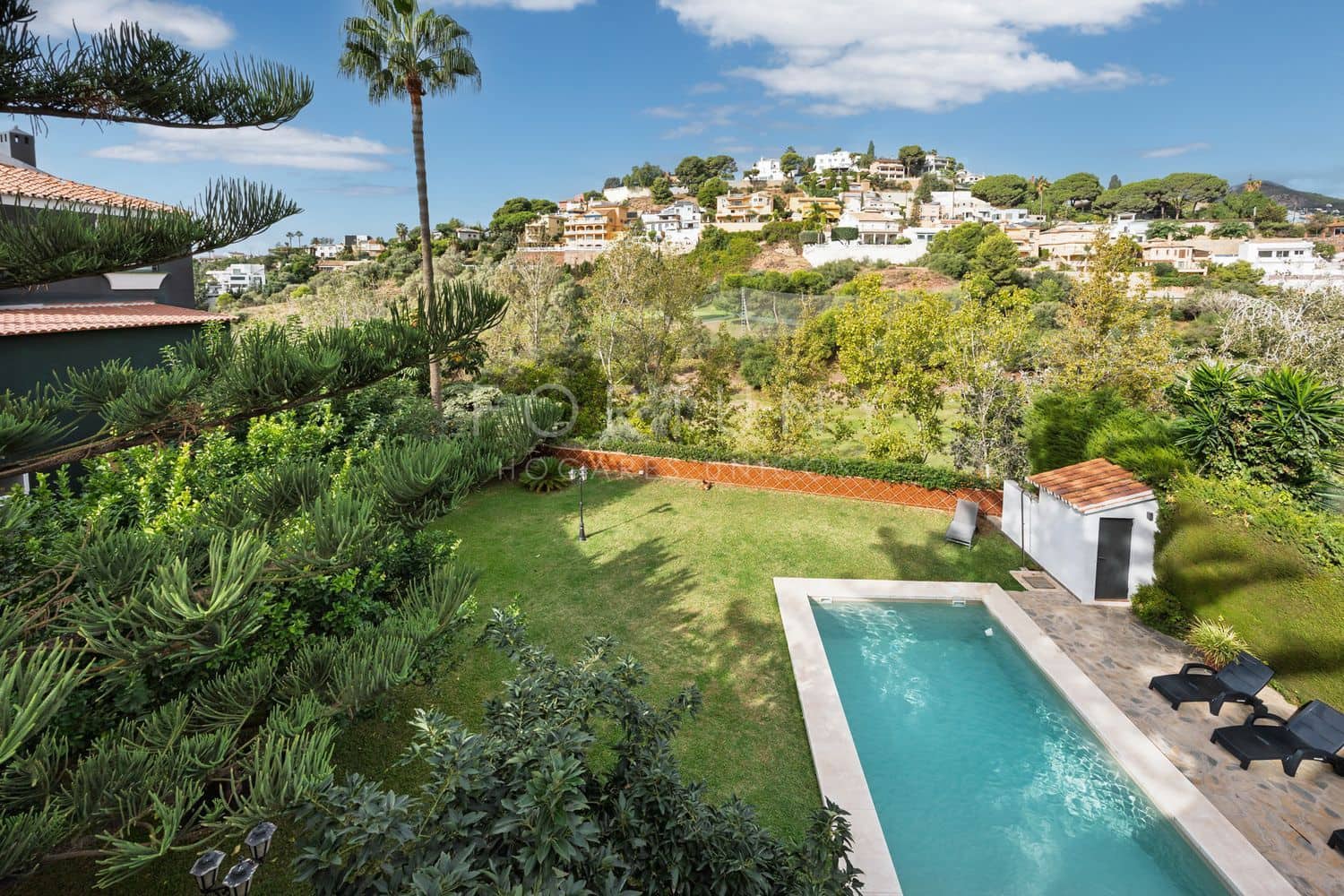 4 Zimmer Villa zu verkaufen in Malaga Stadt mit Pool Garage - 1.650.000 € (Ref: 9709508)