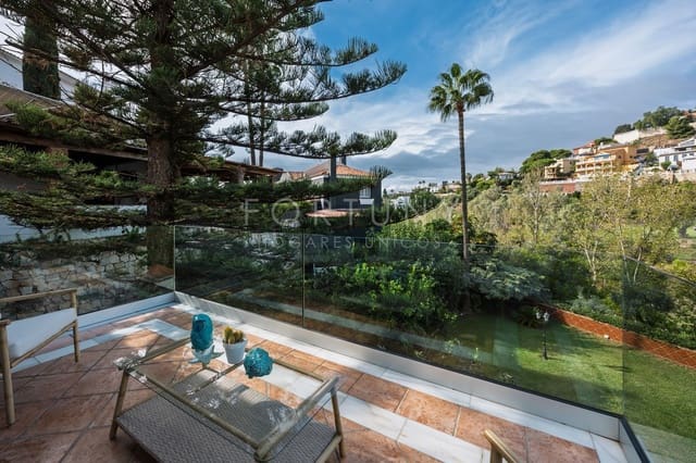 4 Zimmer Villa zu verkaufen in El Candado, Málaga Stadt mit Pool Garage - 1.650.000 € (Ref: 9709508)