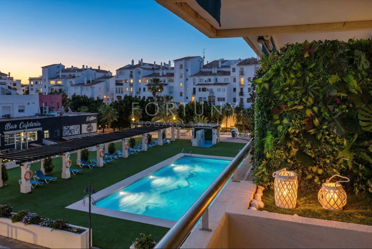 1 bedroom Apartment for rent in Puerto Banus with pool garage - € 1,900 (Ref: 9714325)