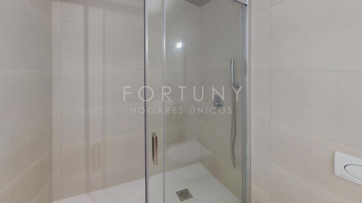 2 sovrum Lägenhet till salu i Fuengirola med pool garage - 469 000 € (Ref: 9726329)