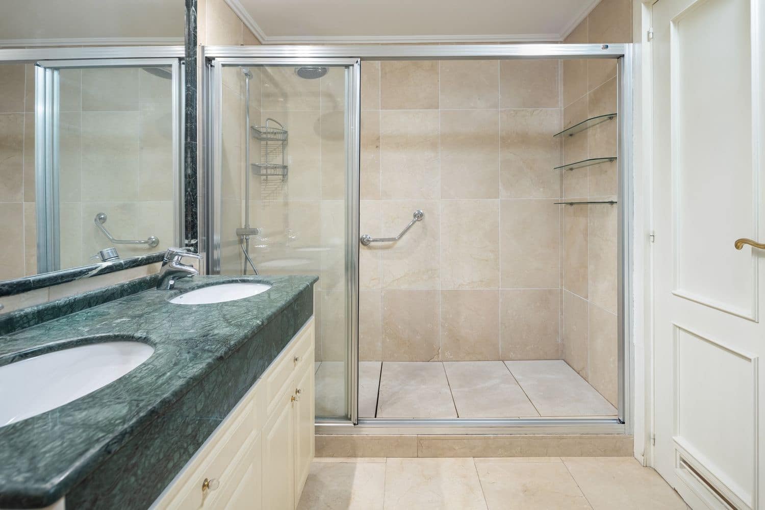 4 soverom Leilighet til salgs i Malaga by med garasje - € 1 400 000 (Ref: 9735009)