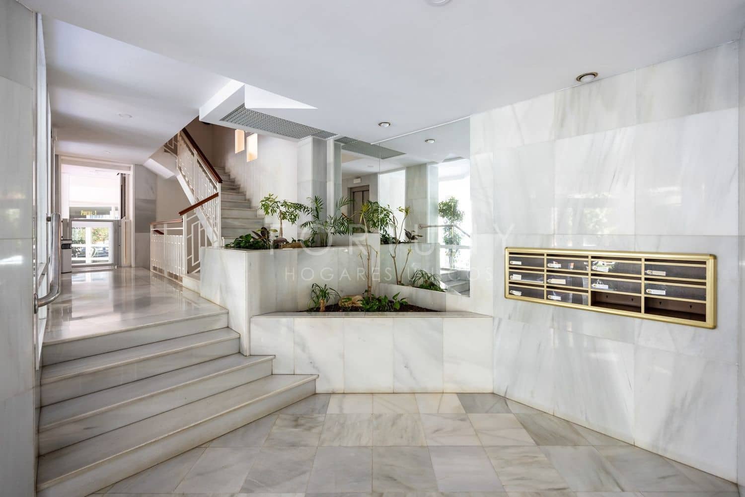 5 soverom Leilighet til salgs i Malaga by med svømmebasseng garasje - € 1 200 000 (Ref: 9790056)