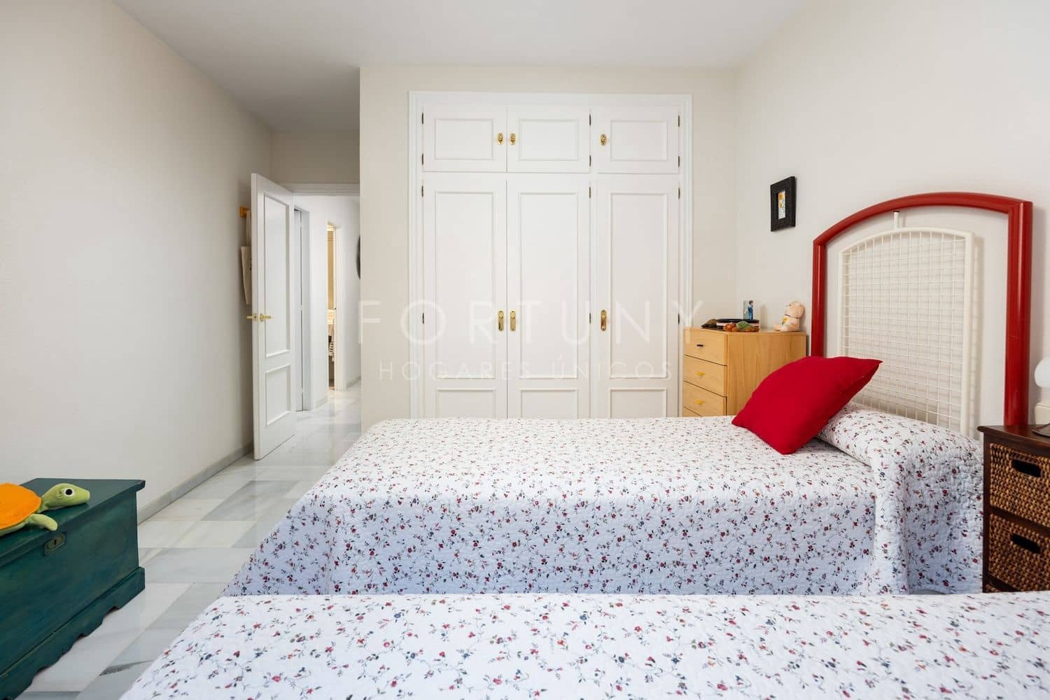 5 soverom Leilighet til salgs i Malaga by med svømmebasseng garasje - € 1 200 000 (Ref: 9790056)