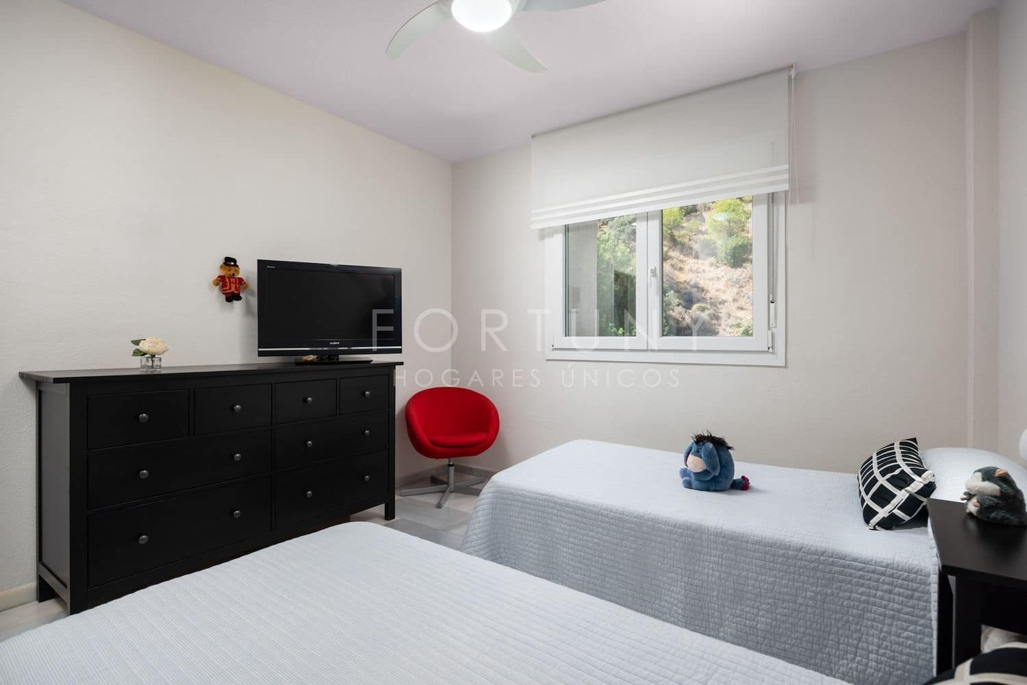 5 soverom Leilighet til salgs i Malaga by med svømmebasseng garasje - € 1 200 000 (Ref: 9790056)