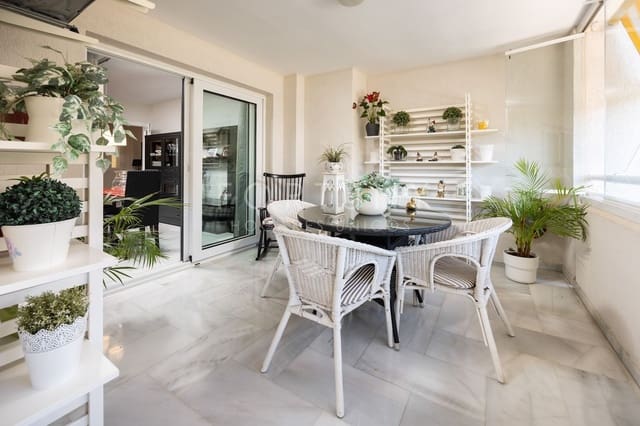 5 soverom Leilighet til salgs i Los Pinos, Málaga by med svømmebasseng garasje - € 1 200 000 (Ref: 9790056)