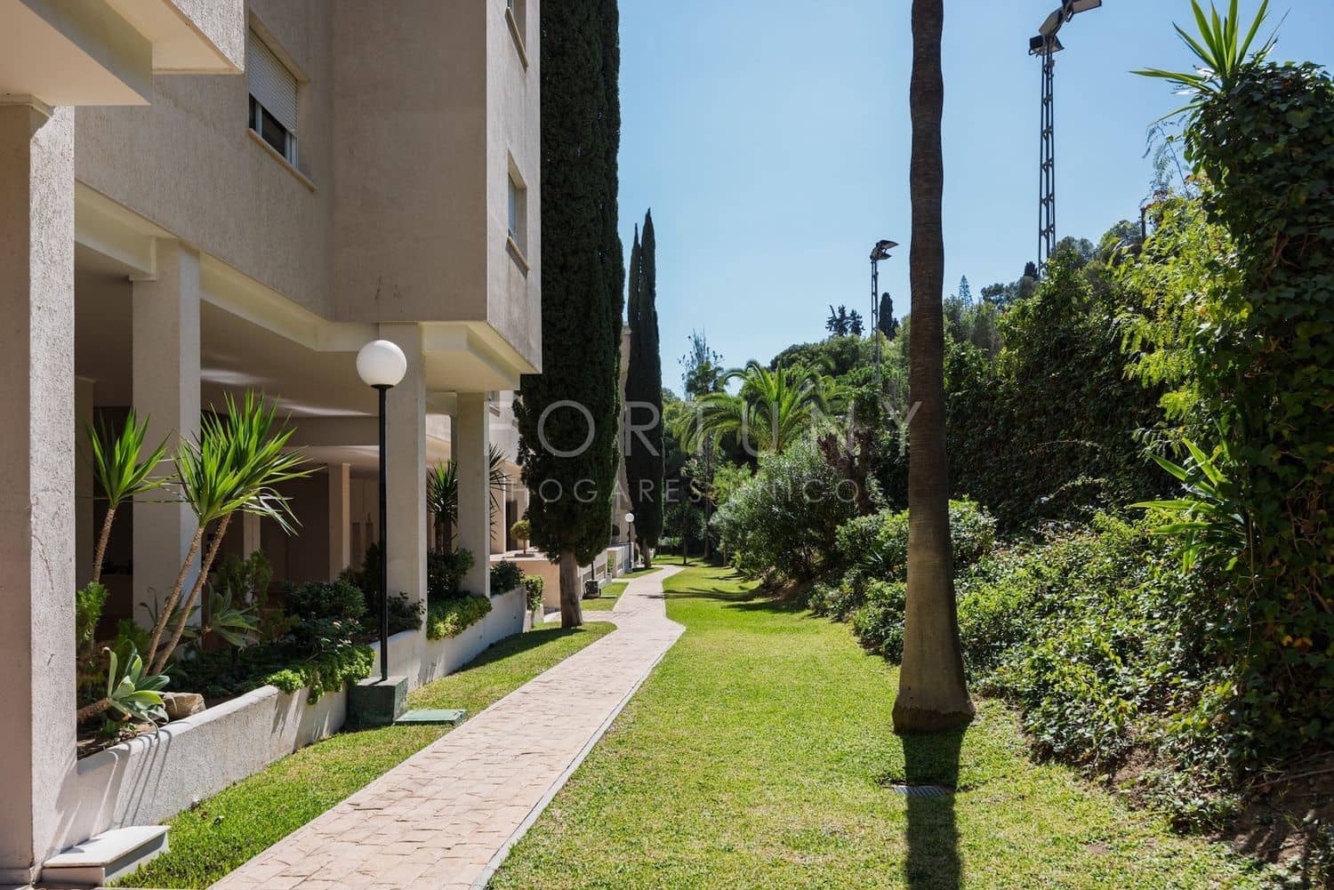 5 soverom Leilighet til salgs i Malaga by med svømmebasseng garasje - € 1 200 000 (Ref: 9790056)