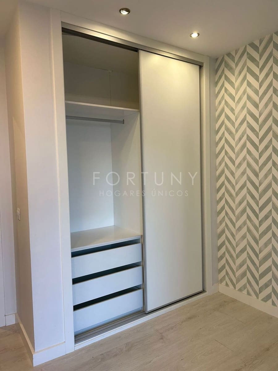 3 sovrum Lägenhet till salu i Malaga stad med pool garage - 645 000 € (Ref: 9810903)