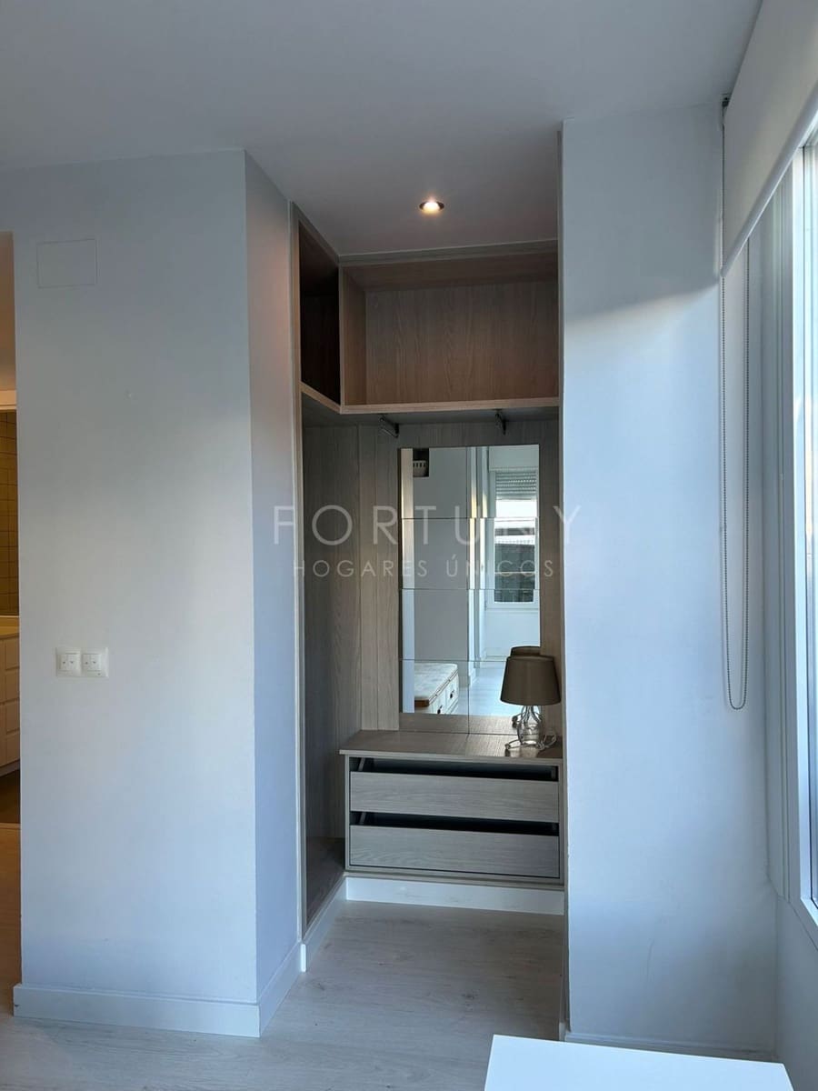 3 sovrum Lägenhet till salu i Malaga stad med pool garage - 645 000 € (Ref: 9810903)